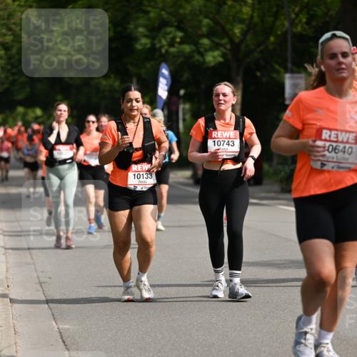 15.06.2025 - REWE Women's Run Dr. Thomas Lammeyer http://msf.ph/oto/7959301 15.06.2025 09:48:52 Laufen 10133, 10743, 0640 meine-sportfotos.de