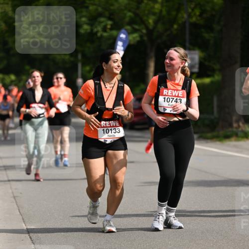 15.06.2025 - REWE Women's Run Dr. Thomas Lammeyer http://msf.ph/oto/7959338 15.06.2025 09:48:53 Laufen 10133, 10743 meine-sportfotos.de