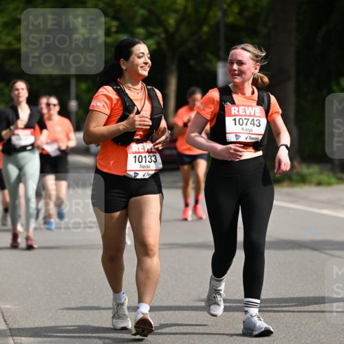 15.06.2025 - REWE Women's Run Dr. Thomas Lammeyer http://msf.ph/oto/7959353 15.06.2025 09:48:54 Laufen 10133, 10743 meine-sportfotos.de