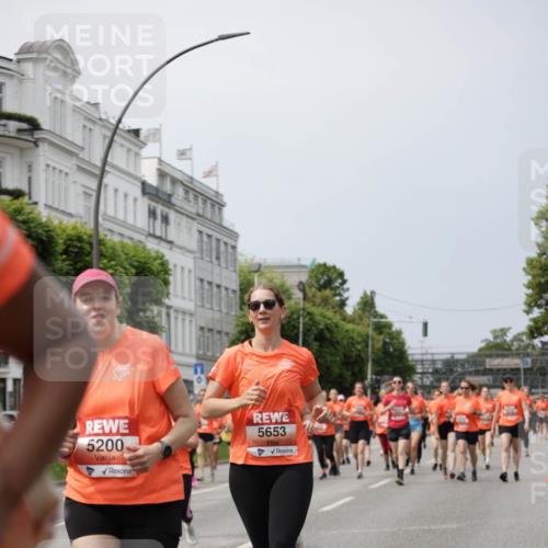 15.06.2025 - REWE Women's Run Jannik Wohlers http://msf.ph/oto/7959363 15.06.2025 09:44:50 Laufen 5200, 5653 meine-sportfotos.de