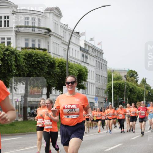 15.06.2025 - REWE Women's Run Jannik Wohlers http://msf.ph/oto/7959421 15.06.2025 09:44:51 Laufen 5602, 5553 meine-sportfotos.de