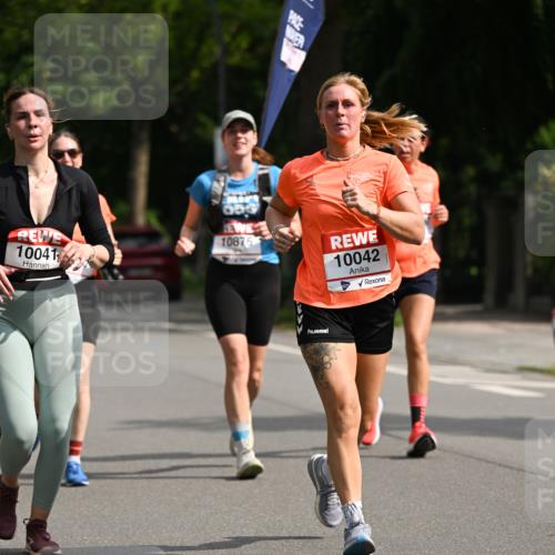 15.06.2025 - REWE Women's Run Dr. Thomas Lammeyer http://msf.ph/oto/7959453 15.06.2025 09:48:57 Laufen 10876, 10041, 10042 meine-sportfotos.de