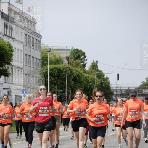 15.06.2025 - REWE Women's Run Jannik Wohlers http://msf.ph/oto/7959485 15.06.2025 09:44:54 Laufen 5688, 5325, 5630, 257, 5380, 14362, 5379, 5029, 522 meine-sportfotos.de