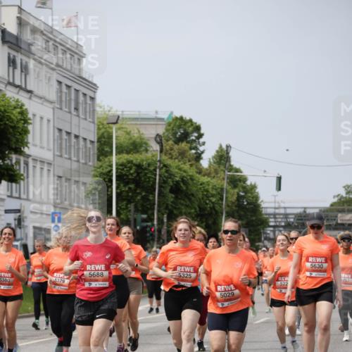 15.06.2025 - REWE Women's Run Jannik Wohlers http://msf.ph/oto/7959490 15.06.2025 09:44:55 Laufen 5380, 5379, 5688, 5325, 5029, 5630, 5257, 522 meine-sportfotos.de