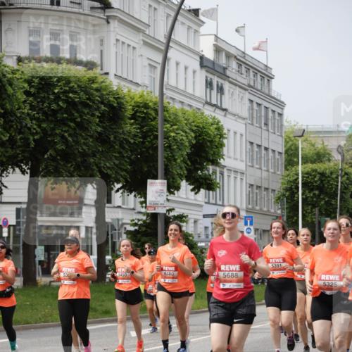 15.06.2025 - REWE Women's Run Jannik Wohlers http://msf.ph/oto/7959505 15.06.2025 09:44:55 Laufen 5, 2025, 5391, 53, 5380, 5450, 5688, 5325 meine-sportfotos.de