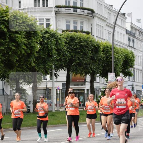 15.06.2025 - REWE Women's Run Jannik Wohlers http://msf.ph/oto/7959519 15.06.2025 09:44:56 Laufen 5399, 5450, 5277, 5683, 5688, 5380 meine-sportfotos.de