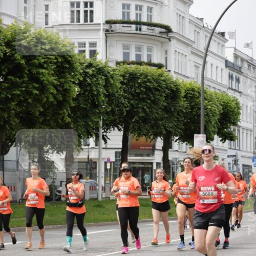 15.06.2025 - REWE Women's Run Jannik Wohlers http://msf.ph/oto/7959524 15.06.2025 09:44:56 Laufen 5683, 5688, 5688 meine-sportfotos.de