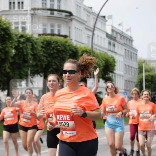 15.06.2025 - REWE Women's Run Jannik Wohlers http://msf.ph/oto/7959545 15.06.2025 09:44:58 Laufen 5029, 5324, 5221 meine-sportfotos.de