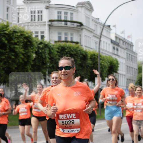 15.06.2025 - REWE Women's Run Jannik Wohlers http://msf.ph/oto/7959559 15.06.2025 09:44:58 Laufen 5029, 5324 meine-sportfotos.de