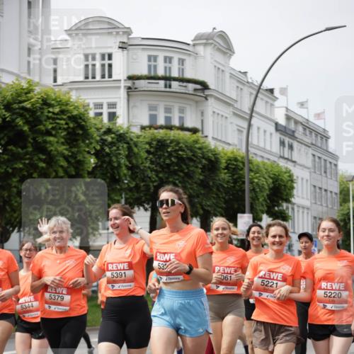 15.06.2025 - REWE Women's Run Jannik Wohlers http://msf.ph/oto/7959563 15.06.2025 09:44:59 Laufen 5344, 5379, 5391, 53, 061, 5221, 5220 meine-sportfotos.de