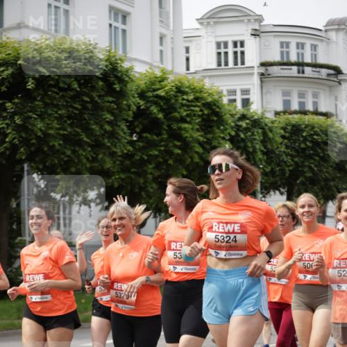 15.06.2025 - REWE Women's Run Jannik Wohlers http://msf.ph/oto/7959584 15.06.2025 09:45:00 Laufen 537, 5324, 53, 500, 52, 52, 4 meine-sportfotos.de