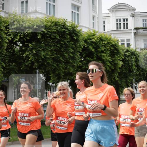 15.06.2025 - REWE Women's Run Jannik Wohlers http://msf.ph/oto/7959596 15.06.2025 09:45:00 Laufen 70, 5380, 53, 5379, 5391, 532, 5231, 5 meine-sportfotos.de
