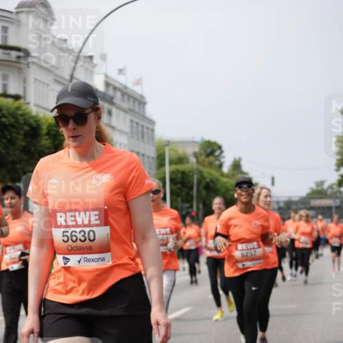 15.06.2025 - REWE Women's Run Jannik Wohlers http://msf.ph/oto/7959603 15.06.2025 09:45:01 Laufen 529, 5630, 561, 5257 meine-sportfotos.de
