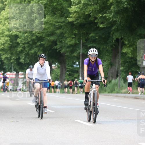 15.06.2025 - 7 Türme Triathlon Yannick Fuchs http://msf.ph/oto/7959622 15.06.2025 13:48:03 Radfahren 482, 737, 876, 1178, 1188 meine-sportfotos.de
