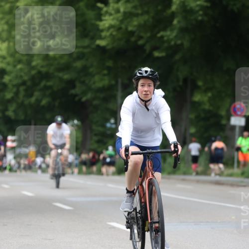 15.06.2025 - 7 Türme Triathlon Yannick Fuchs http://msf.ph/oto/7959638 15.06.2025 13:48:04 Radfahren 482, 711, 876, 1178, 1188 meine-sportfotos.de