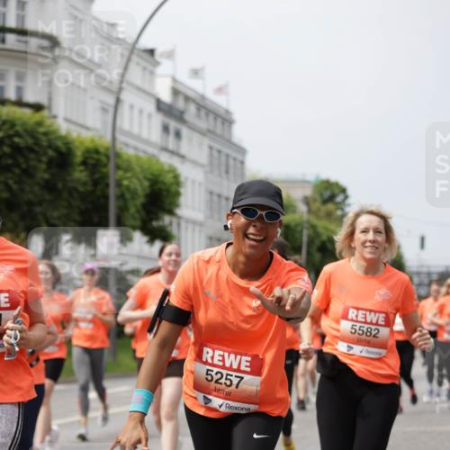 15.06.2025 - REWE Women's Run Jannik Wohlers http://msf.ph/oto/7959654 15.06.2025 09:45:02 Laufen 1, 5257, 5582 meine-sportfotos.de