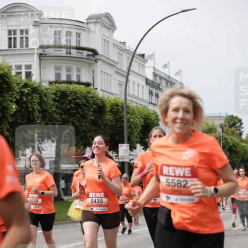 15.06.2025 - REWE Women's Run Jannik Wohlers http://msf.ph/oto/7959689 15.06.2025 09:45:04 Laufen 5383, 5025, 5430, 5191, 5582, 512 meine-sportfotos.de