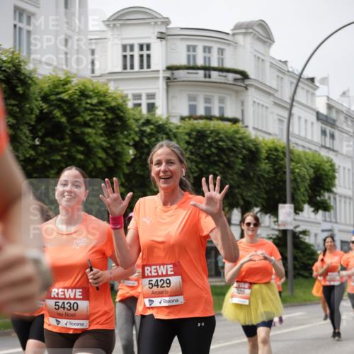 15.06.2025 - REWE Women's Run Jannik Wohlers http://msf.ph/oto/7959704 15.06.2025 09:45:05 Laufen 5430, 5429, 5025 meine-sportfotos.de