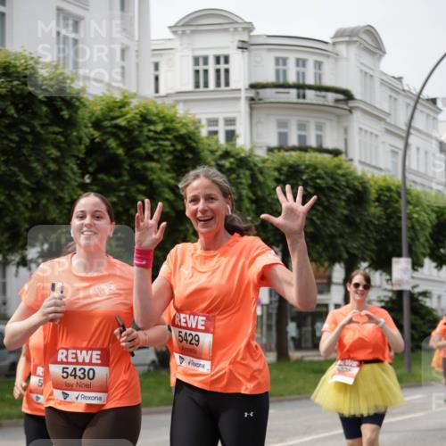15.06.2025 - REWE Women's Run Jannik Wohlers http://msf.ph/oto/7959709 15.06.2025 09:45:05 Laufen 5430, 5429, 4024 meine-sportfotos.de