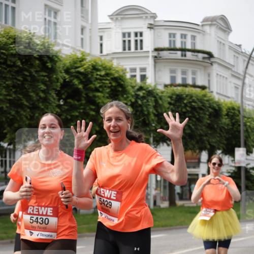 15.06.2025 - REWE Women's Run Jannik Wohlers http://msf.ph/oto/7959713 15.06.2025 09:45:05 Laufen 5430, 5429 meine-sportfotos.de