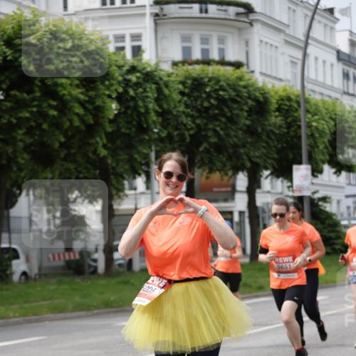15.06.2025 - REWE Women's Run Jannik Wohlers http://msf.ph/oto/7959745 15.06.2025 09:45:06 Laufen 5025, 5651 meine-sportfotos.de