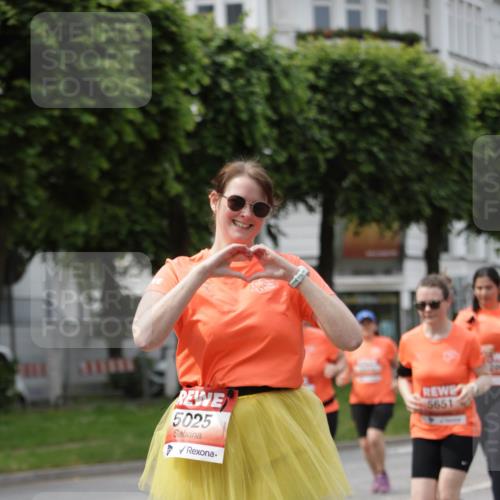 15.06.2025 - REWE Women's Run Jannik Wohlers http://msf.ph/oto/7959764 15.06.2025 09:45:06 Laufen 5025, 5651 meine-sportfotos.de
