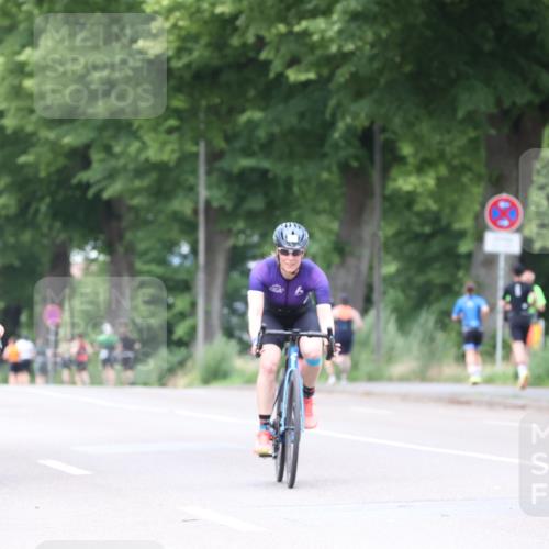 15.06.2025 - 7 Türme Triathlon Yannick Fuchs http://msf.ph/oto/7959767 15.06.2025 13:48:09 Radfahren 711, 724, 1176, 1178, 1188 meine-sportfotos.de