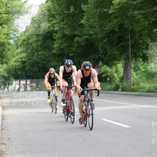 15.06.2025 - 7 Türme Triathlon Yannick Fuchs http://msf.ph/oto/7959778 15.06.2025 09:53:42 Radfahren 66, 68 meine-sportfotos.de