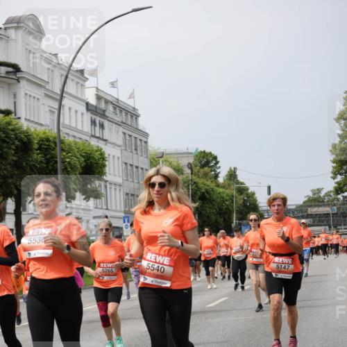 15.06.2025 - REWE Women's Run Jannik Wohlers http://msf.ph/oto/7959798 15.06.2025 09:45:07 Laufen 5536, 5265, 5540, 53, 5147 meine-sportfotos.de