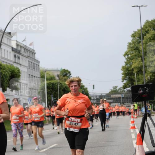 15.06.2025 - REWE Women's Run Jannik Wohlers http://msf.ph/oto/7959846 15.06.2025 09:45:09 Laufen 5147 meine-sportfotos.de