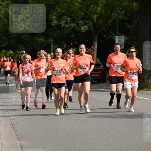 15.06.2025 - REWE Women's Run Dr. Thomas Lammeyer http://msf.ph/oto/7959872 15.06.2025 09:49:17 Laufen 10542, 10043, 10844 meine-sportfotos.de