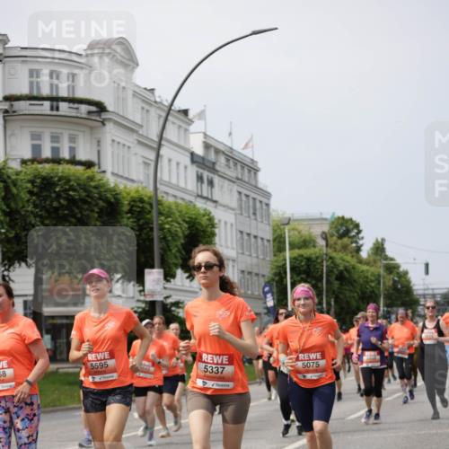 15.06.2025 - REWE Women's Run Jannik Wohlers http://msf.ph/oto/7959914 15.06.2025 09:45:11 Laufen 68, 5595, 5075, 5337, 5616 meine-sportfotos.de