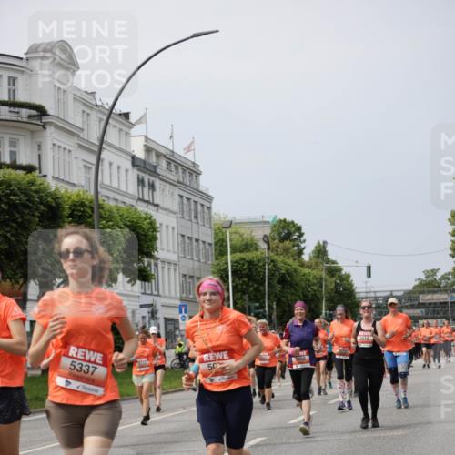 15.06.2025 - REWE Women's Run Jannik Wohlers http://msf.ph/oto/7959924 15.06.2025 09:45:12 Laufen 5337, 5146, 50, 5618, 5321, 5468 meine-sportfotos.de