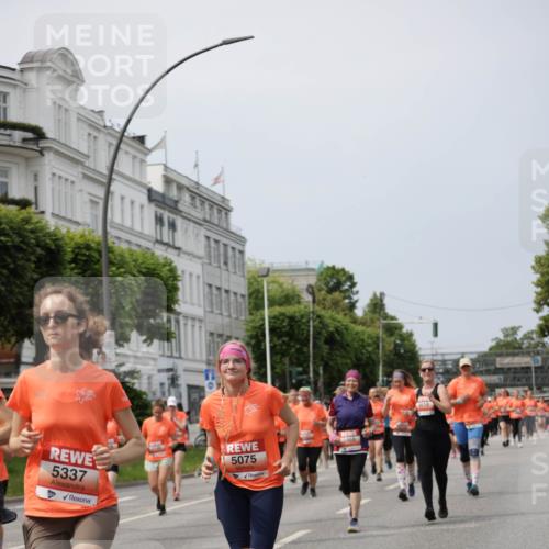 15.06.2025 - REWE Women's Run Jannik Wohlers http://msf.ph/oto/7959931 15.06.2025 09:45:12 Laufen 5337, 5075, 5468, 5618 meine-sportfotos.de