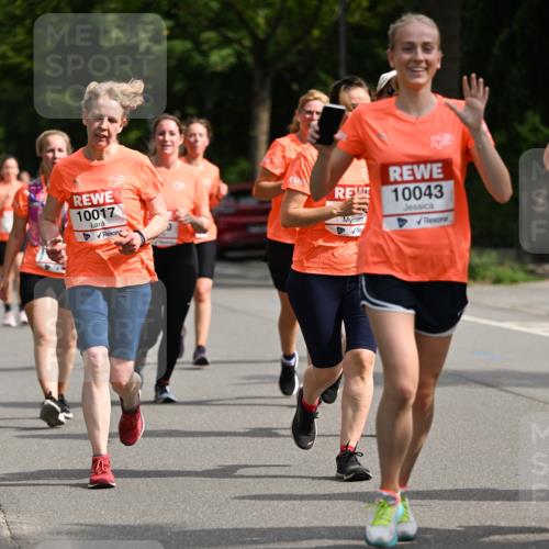15.06.2025 - REWE Women's Run Dr. Thomas Lammeyer http://msf.ph/oto/7959960 15.06.2025 09:49:21 Laufen 10017, 10043 meine-sportfotos.de
