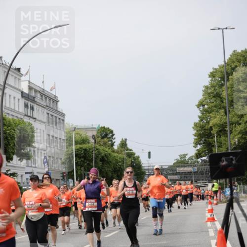 15.06.2025 - REWE Women's Run Jannik Wohlers http://msf.ph/oto/7959986 15.06.2025 09:45:13 Laufen 5618, 537, 5468 meine-sportfotos.de