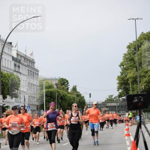 15.06.2025 - REWE Women's Run Jannik Wohlers http://msf.ph/oto/7960007 15.06.2025 09:45:13 Laufen 5376, 5618, 5028, 401, 5468 meine-sportfotos.de