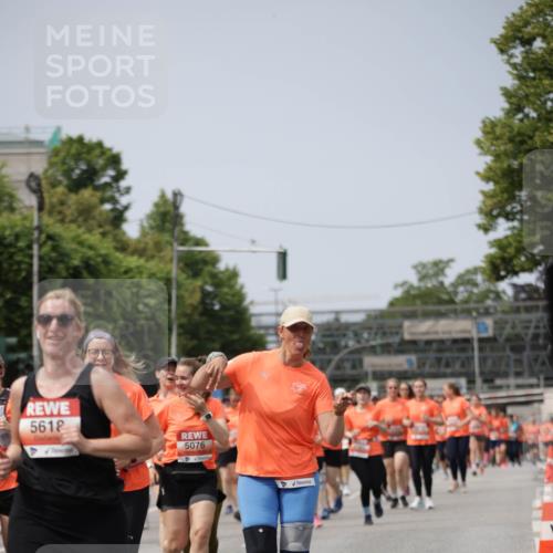 15.06.2025 - REWE Women's Run Jannik Wohlers http://msf.ph/oto/7960038 15.06.2025 09:45:14 Laufen 5618, 5076 meine-sportfotos.de
