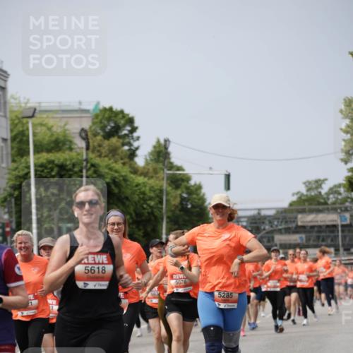 15.06.2025 - REWE Women's Run Jannik Wohlers http://msf.ph/oto/7960051 15.06.2025 09:45:14 Laufen 1, 5618, 563, 5076, 5285 meine-sportfotos.de