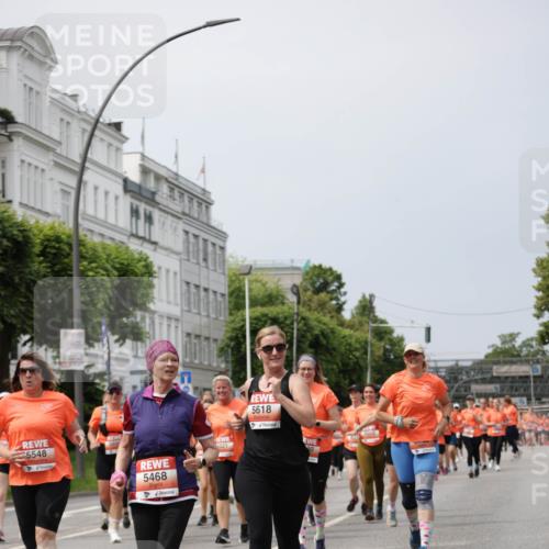 15.06.2025 - REWE Women's Run Jannik Wohlers http://msf.ph/oto/7960054 15.06.2025 09:45:15 Laufen 5548, 5468, 5618, 5321, 20 meine-sportfotos.de