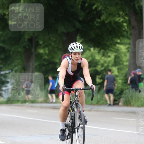 15.06.2025 - 7 Türme Triathlon Yannick Fuchs http://msf.ph/oto/7960059 15.06.2025 13:48:22 Radfahren 403, 934, 1195 meine-sportfotos.de