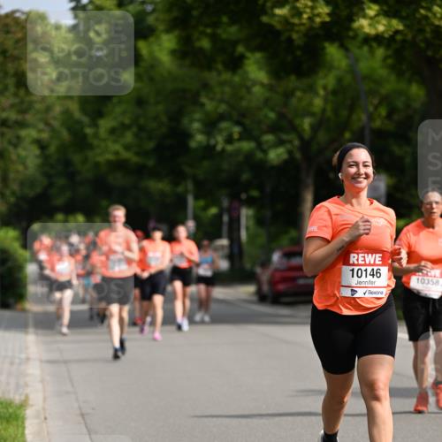 15.06.2025 - REWE Women's Run Dr. Thomas Lammeyer http://msf.ph/oto/7960066 15.06.2025 09:49:27 Laufen 10146, 10358 meine-sportfotos.de