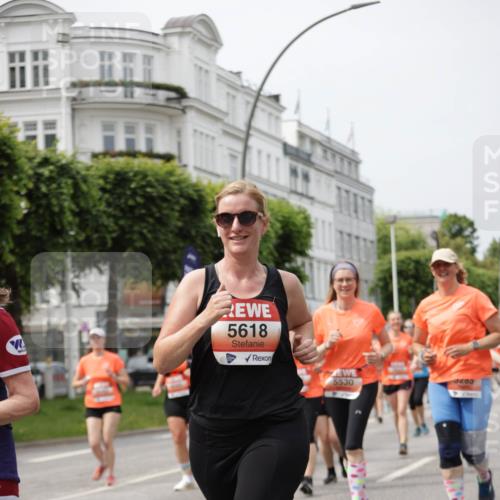 15.06.2025 - REWE Women's Run Jannik Wohlers http://msf.ph/oto/7960107 15.06.2025 09:45:17 Laufen 5618, 5530, 8272 meine-sportfotos.de