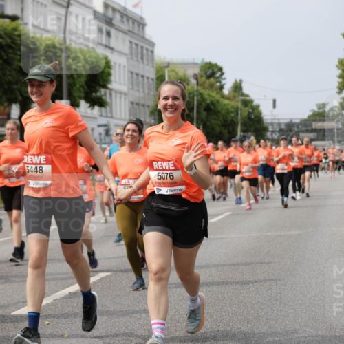 15.06.2025 - REWE Women's Run Jannik Wohlers http://msf.ph/oto/7960150 15.06.2025 09:45:19 Laufen 5094, 5401, 5448, 5076 meine-sportfotos.de