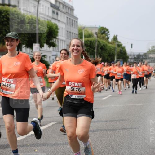 15.06.2025 - REWE Women's Run Jannik Wohlers http://msf.ph/oto/7960156 15.06.2025 09:45:20 Laufen 5401, 5448, 5076 meine-sportfotos.de