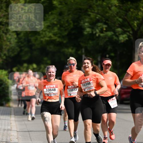 15.06.2025 - REWE Women's Run Dr. Thomas Lammeyer http://msf.ph/oto/7960158 15.06.2025 09:49:35 Laufen 10648, 10398, 10632, 10718 meine-sportfotos.de