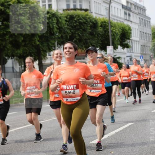 15.06.2025 - REWE Women's Run Jannik Wohlers http://msf.ph/oto/7960169 15.06.2025 09:45:21 Laufen 094, 5193, 5583, 526, 5560, 5636 meine-sportfotos.de