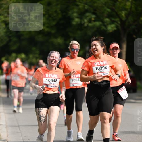 15.06.2025 - REWE Women's Run Dr. Thomas Lammeyer http://msf.ph/oto/7960170 15.06.2025 09:49:36 Laufen 10648, 10632, 10398 meine-sportfotos.de