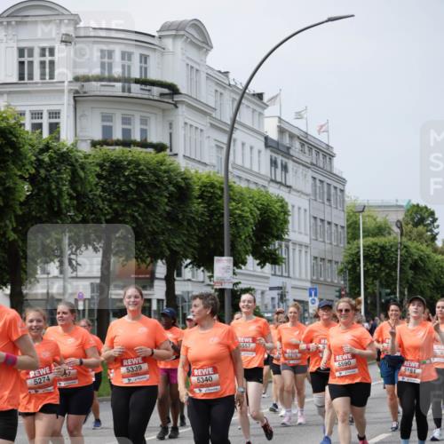 15.06.2025 - REWE Women's Run Jannik Wohlers http://msf.ph/oto/7960203 15.06.2025 09:45:24 Laufen 5274, 5339, 5340, 5557, 5570, 5479, 5590, 5181 meine-sportfotos.de