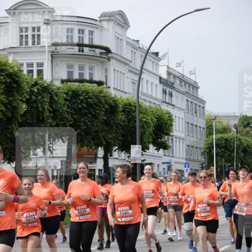 15.06.2025 - REWE Women's Run Jannik Wohlers http://msf.ph/oto/7960205 15.06.2025 09:45:24 Laufen 5339, 5340, 5557 meine-sportfotos.de
